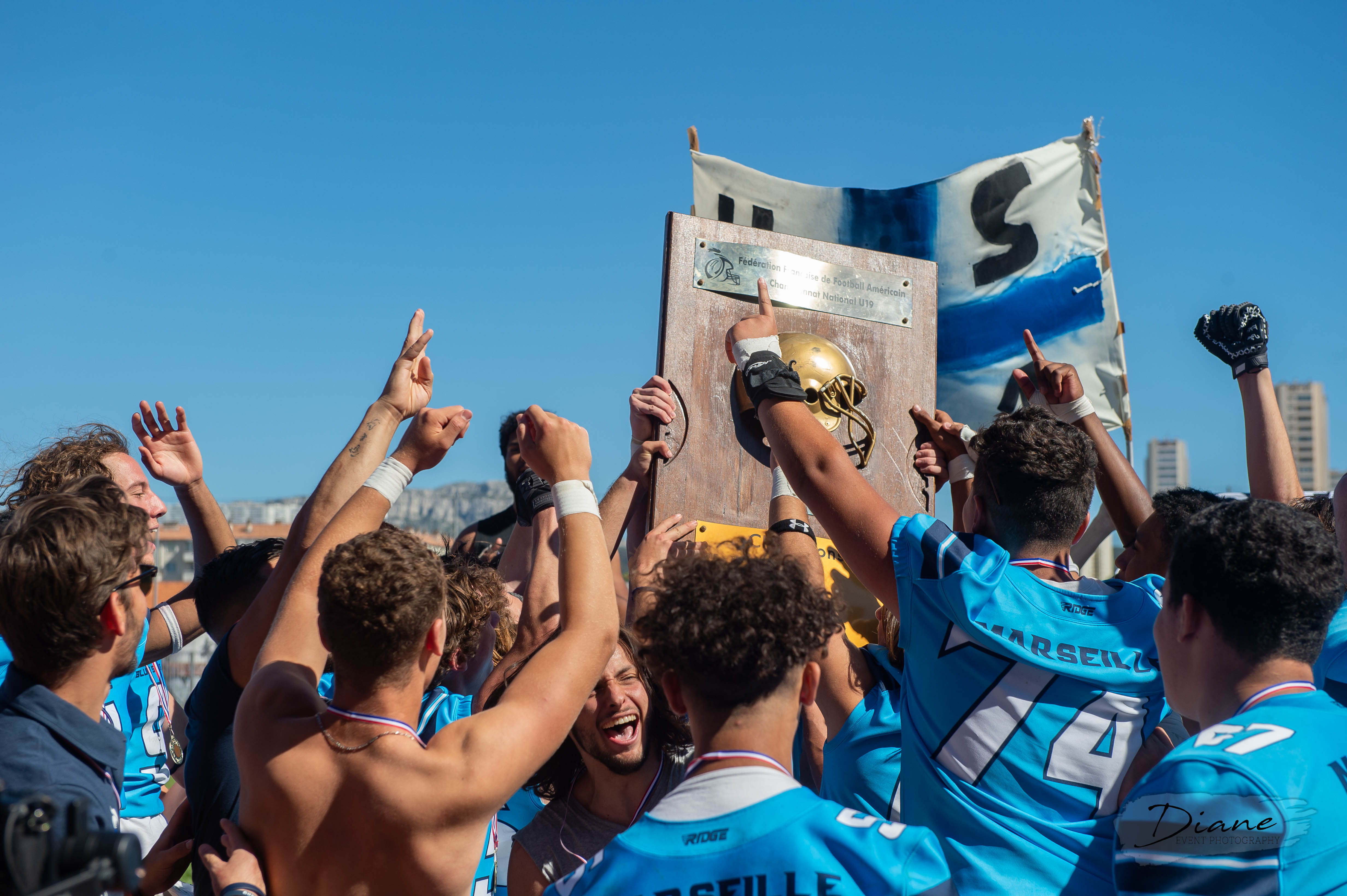 CASQUE DE SAPHIR : LES BLUE STARS DE MARSEILLE SONT CHAMPIONS DE FRANCE U19 !