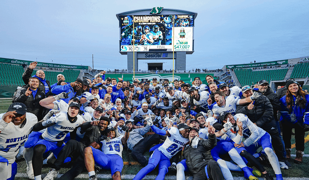 Neuf Français au Sommet du Football Universitaire Canadien : Les Carabins Champions !